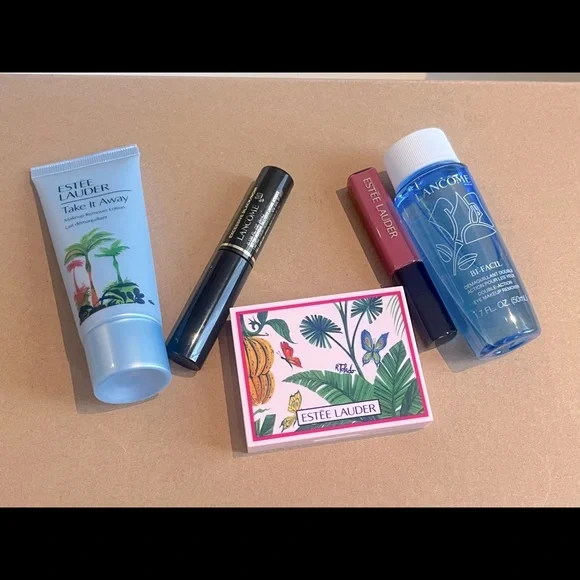 Makeup sets - Picture 1 of 6